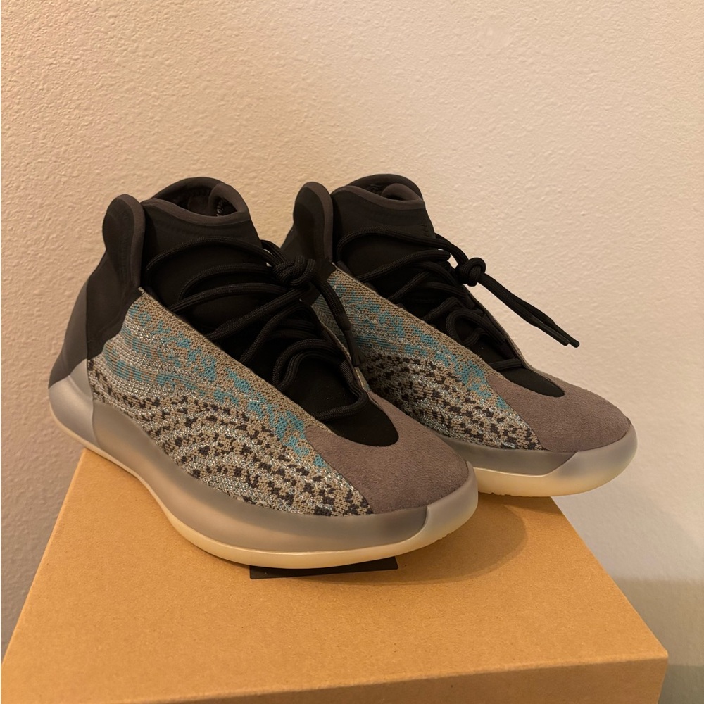 adidas Yeezy QNTM - Teal Blue